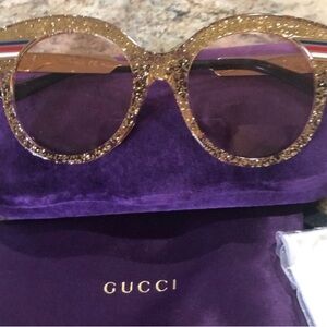 Gucci Sparkling Gold Round Glasses